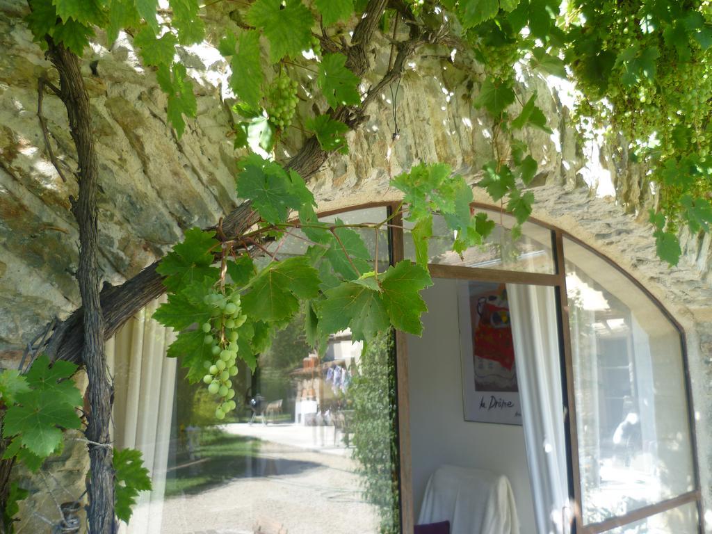 Les Beaux Chenes Villa Pont-de-Barret Exterior foto